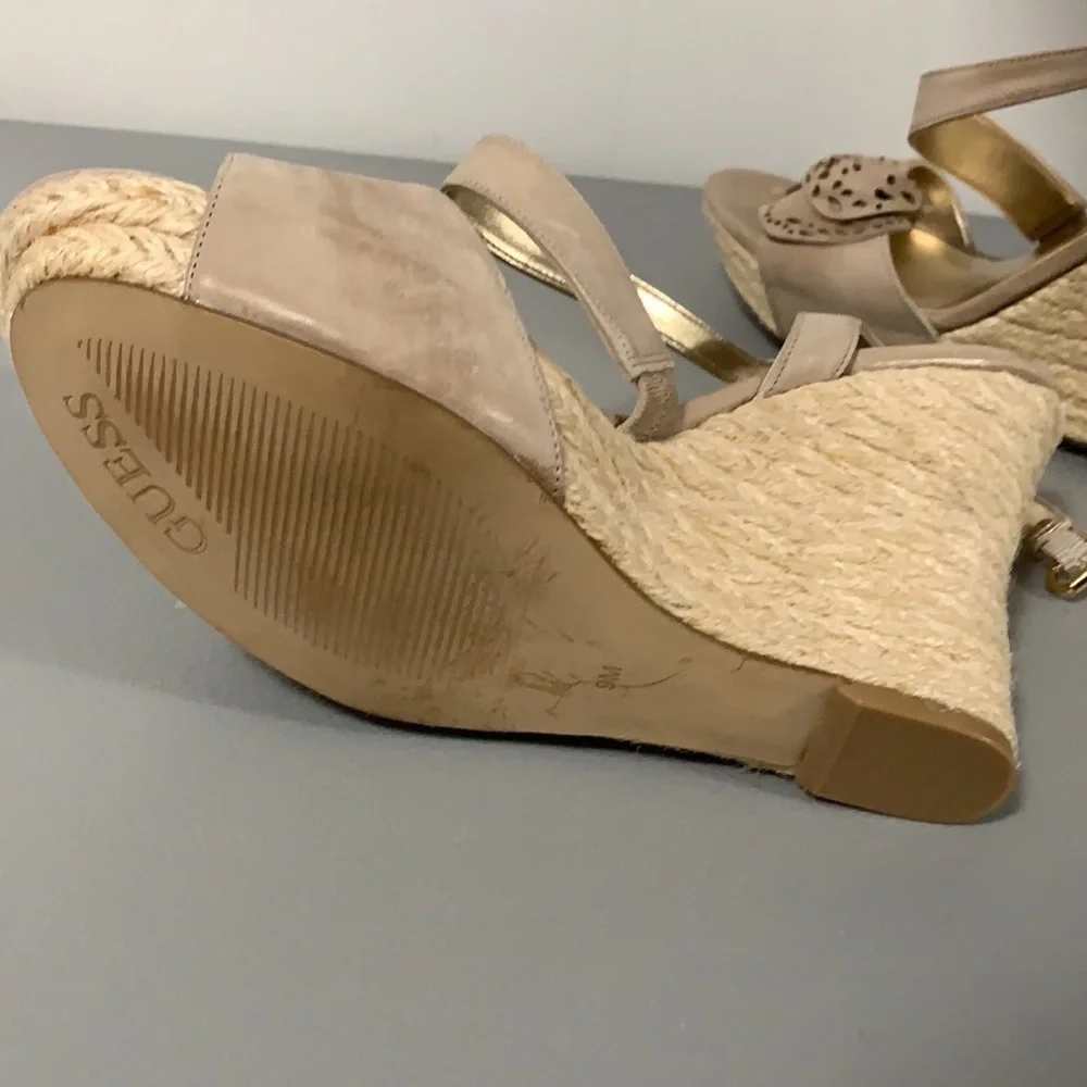 GUESS wedge sandals Size 9M